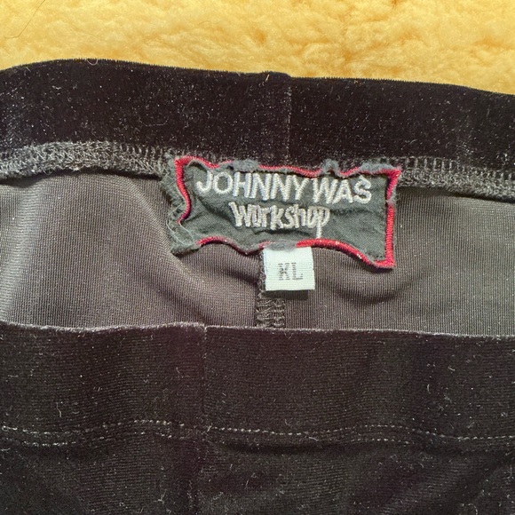 Johnny Was Workshop Tahndi black velvet embroidered leggings - Picture 7 of 11